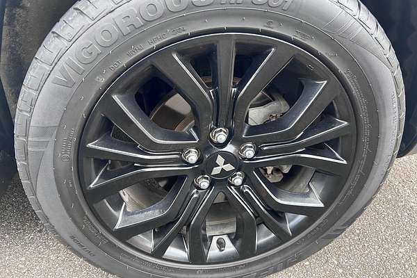 2019 Mitsubishi ASX Black Edition XC thumb-11