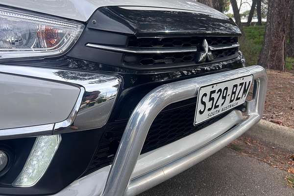 2019 Mitsubishi ASX Black Edition XC thumb-14