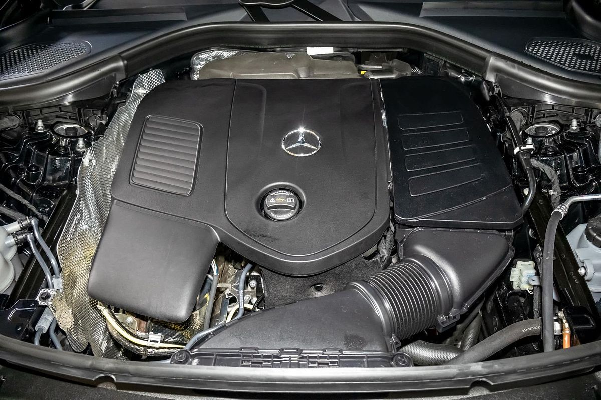 X254 806MY GLC350 e WAG 9G 9sp 2.0T/115kW Hyb