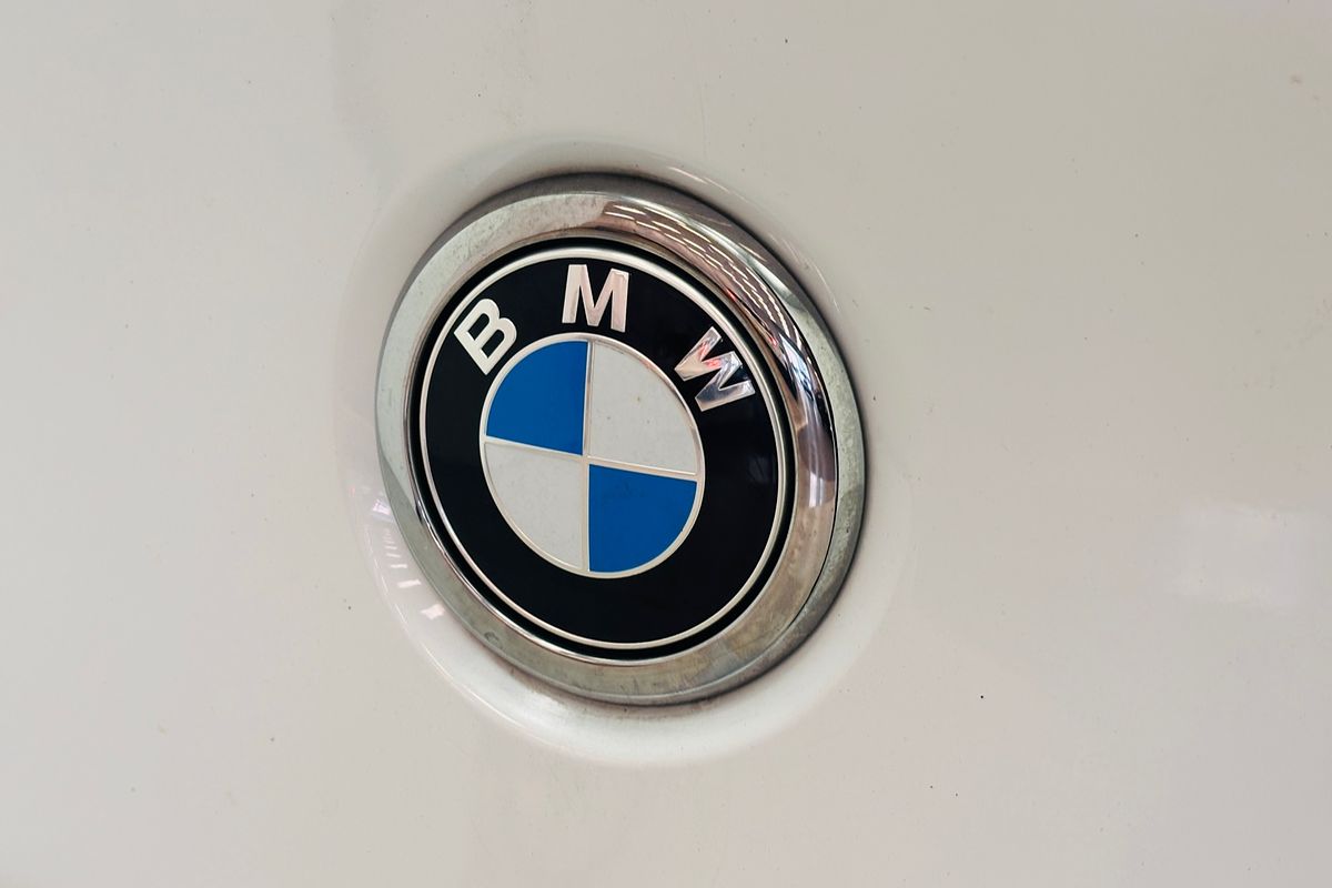 2014 Bmw 1 16i 6 SP MANUAL 5D HATCHBACK T4