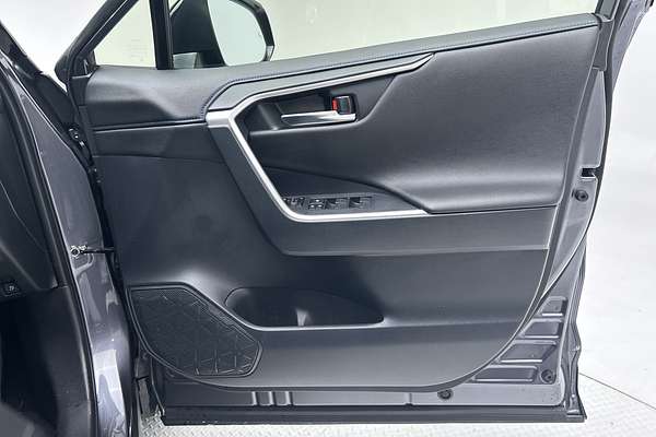 2024 Toyota RAV4 XSE AXAH52R thumb-18