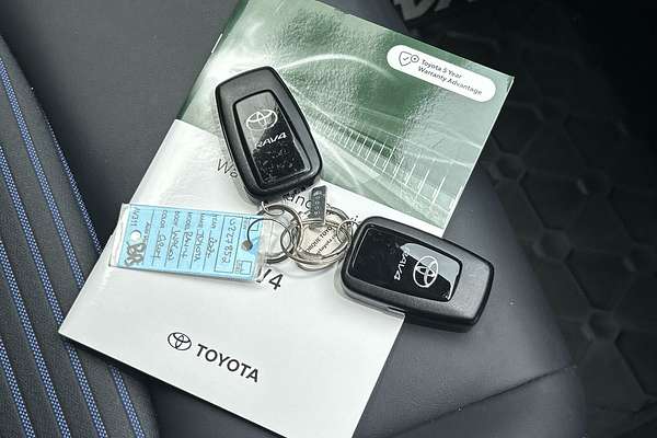 2024 Toyota RAV4 XSE AXAH52R thumb-22
