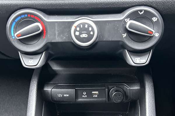 2017 Kia Rio AO Edition YB thumb-16