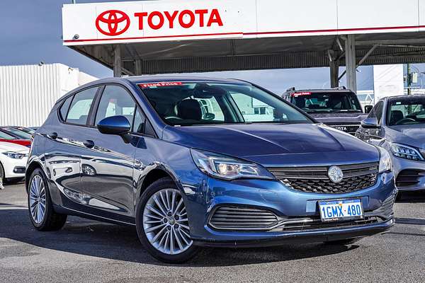 2017 Holden Astra R+ BK
