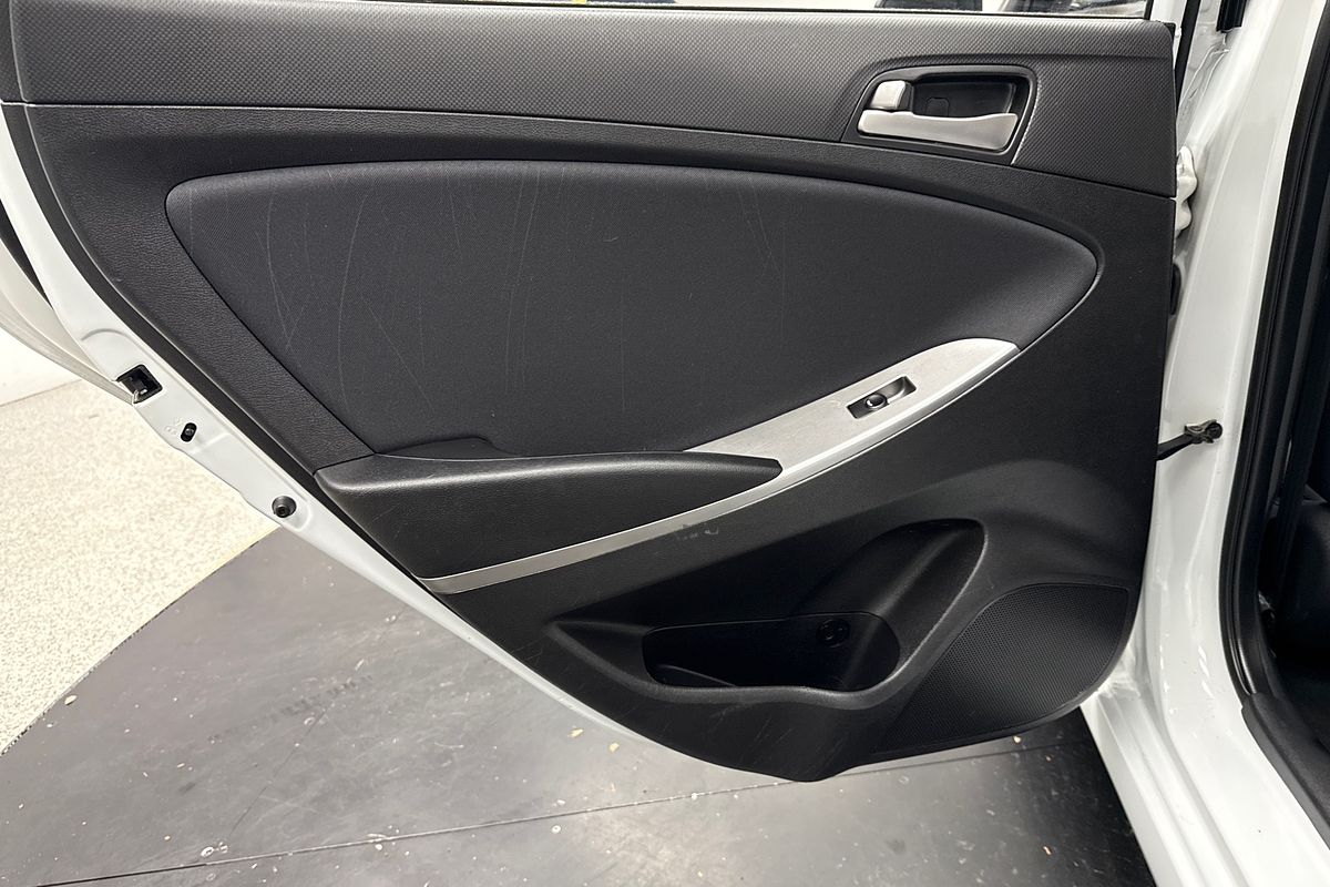 2018 Hyundai Accent Sport RB6