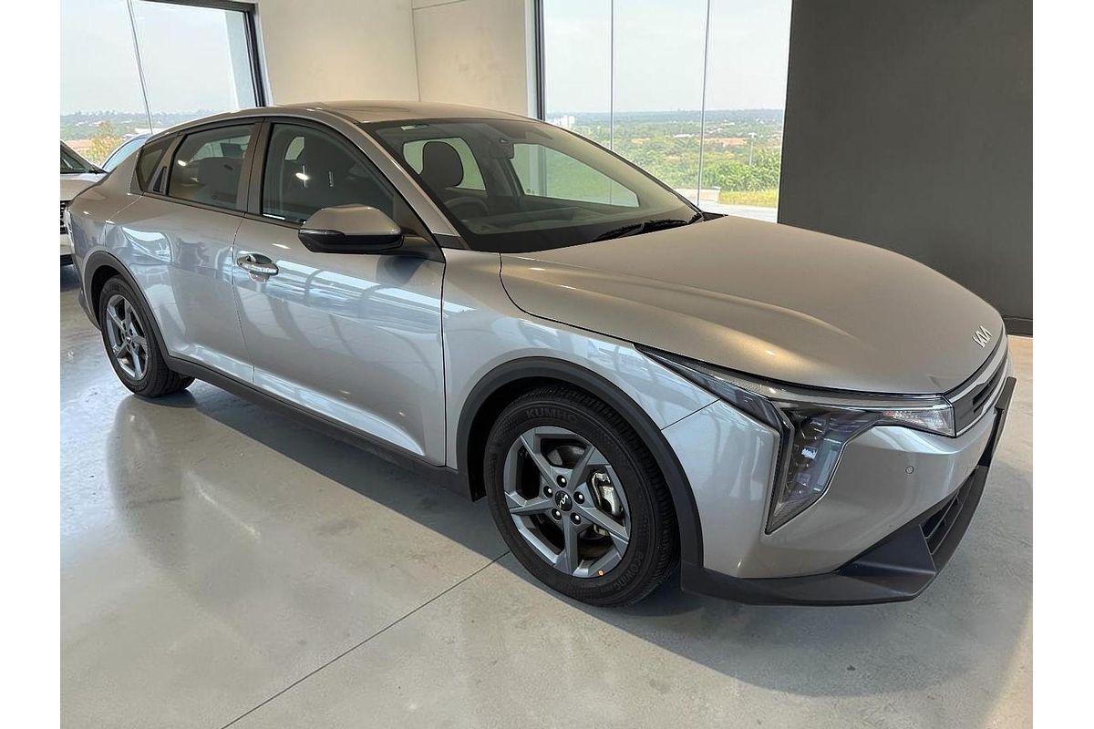 2025 Kia K4 S CL4m