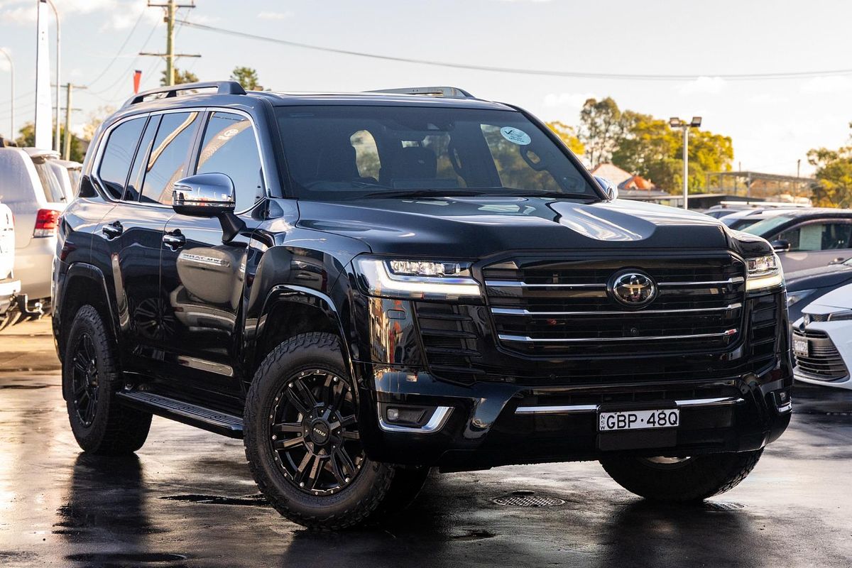 2022 Toyota Landcruiser Sahara ZX FJA300R