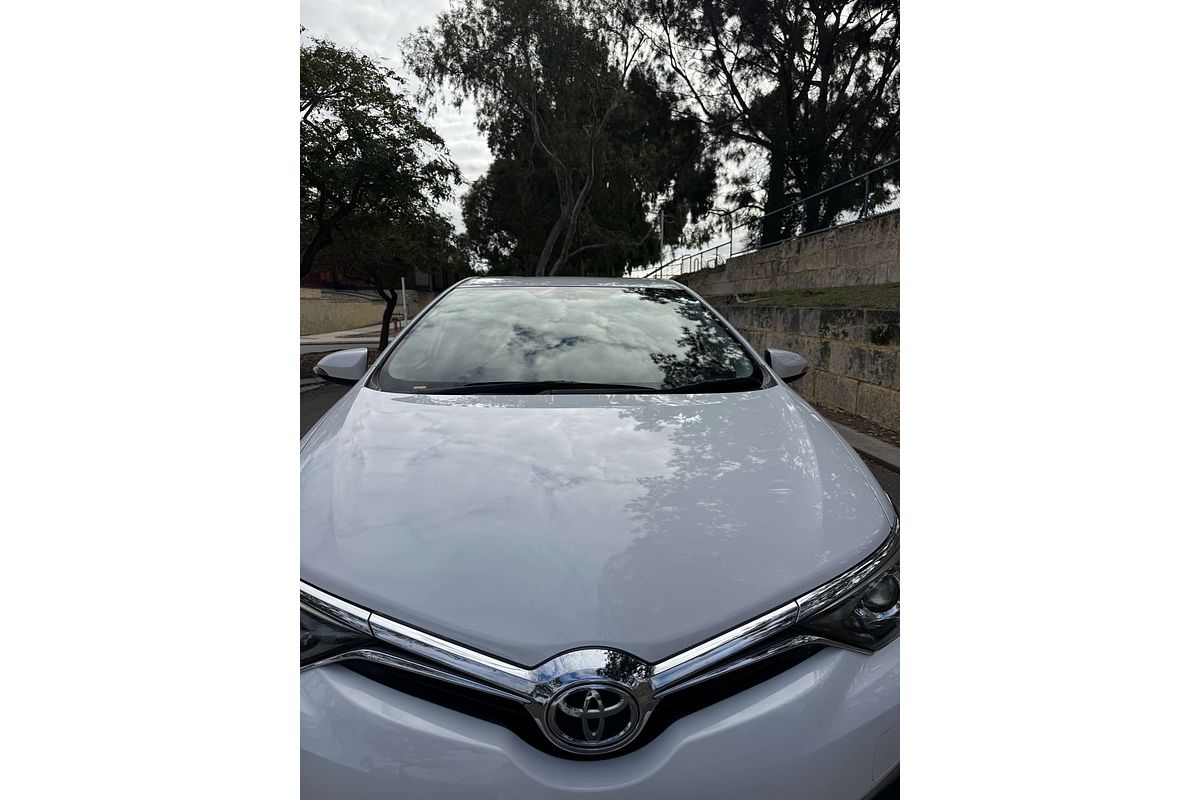 2017 Toyota Corolla Ascent Sport ZRE182R