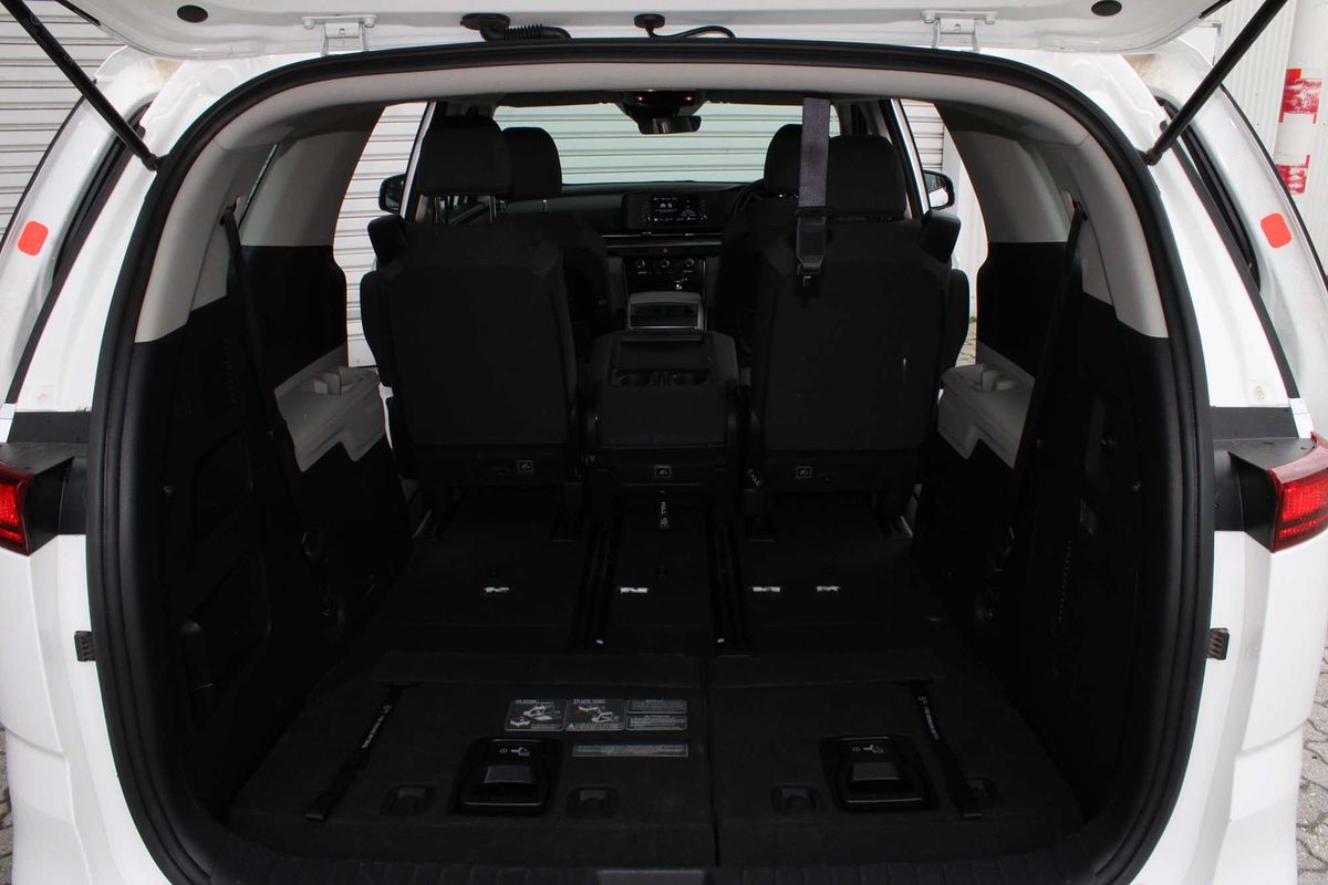 2024 Kia Carnival S KA4