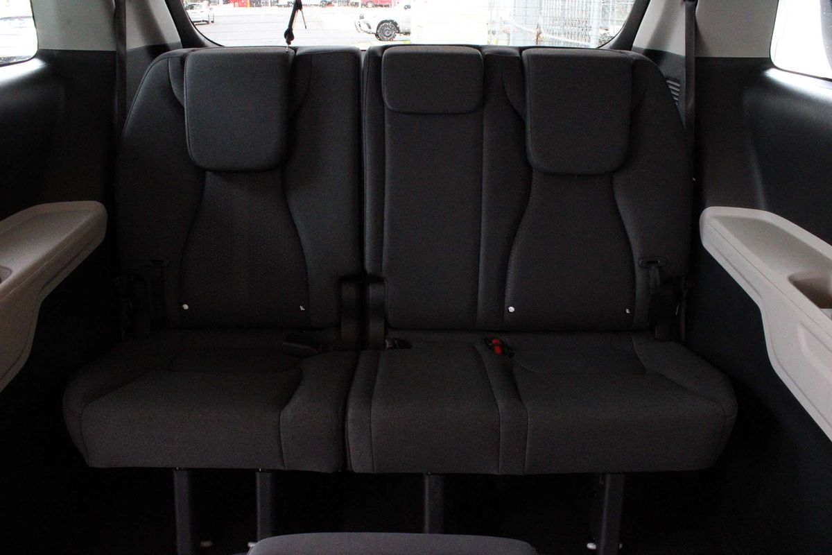 2024 Kia Carnival S KA4