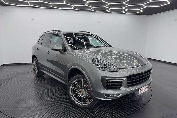 2016 Porsche Cayenne GTS 92A