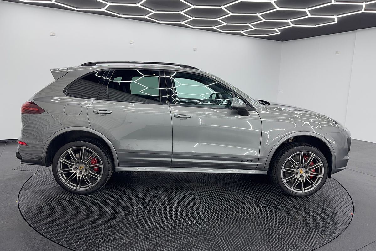 2016 Porsche Cayenne GTS 92A