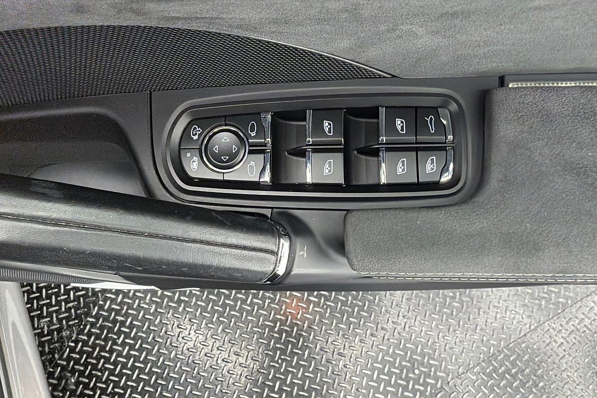 2016 Porsche Cayenne GTS 92A