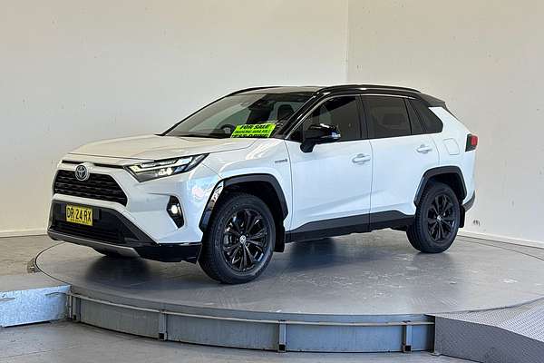 2022 Toyota RAV4 XSE AXAH52R