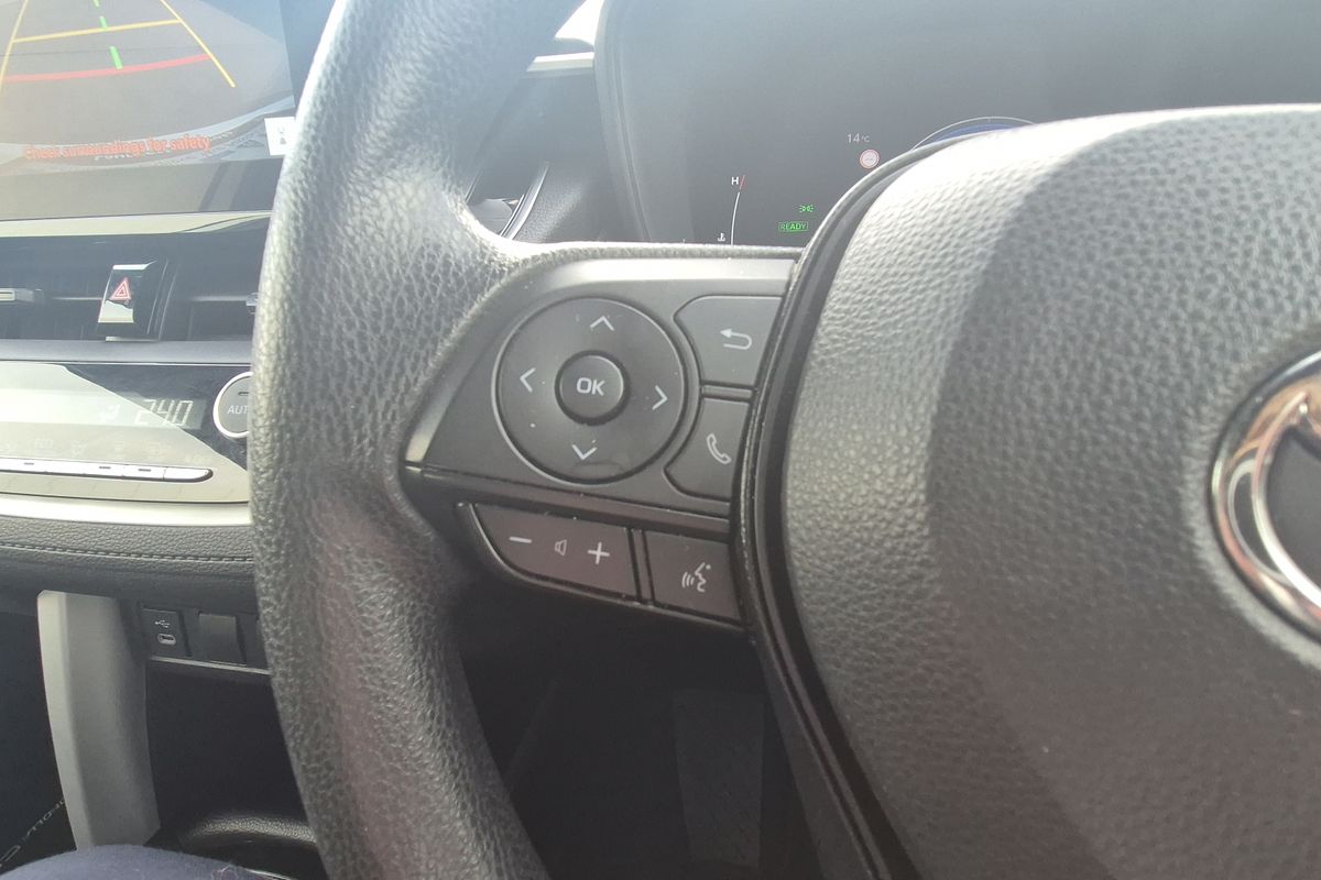 Corolla Cross Hybrid GX 2.0L Auto CVT 5 Door Hatch 4V79260 002