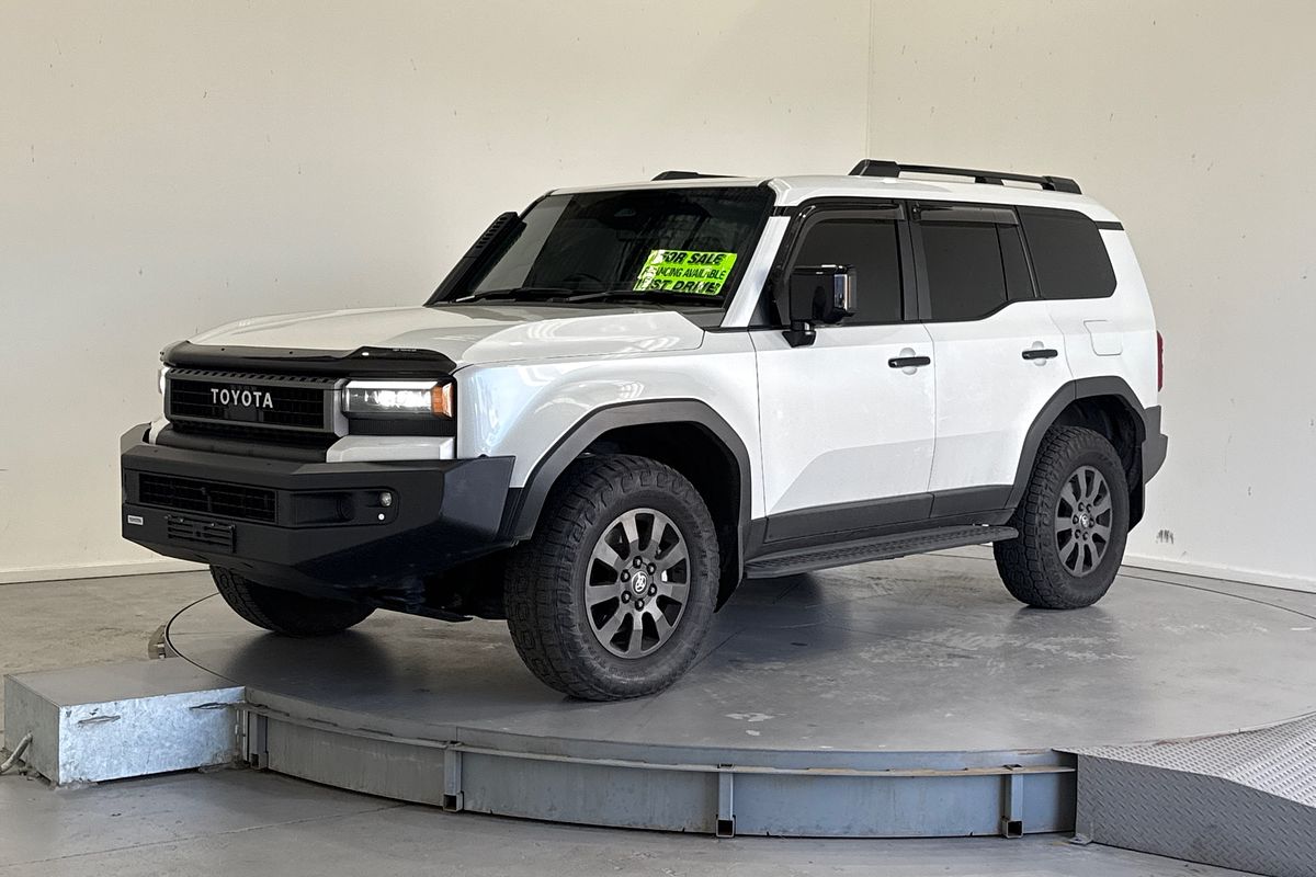 2024 Toyota Landcruiser Prado Altitude GDJ251R