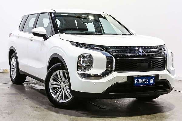 2024 Mitsubishi Outlander ES ZM