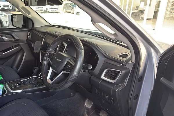 2021 Isuzu MU-X LS-M thumb-4