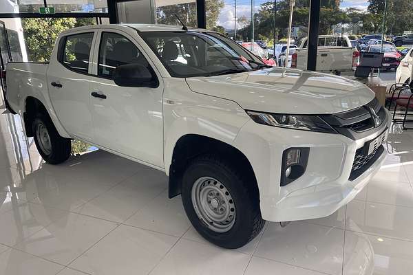 2019 Mitsubishi Triton GLX MR 4X4