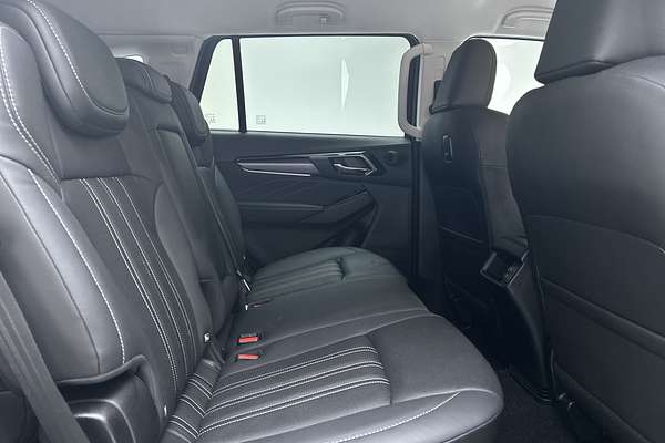 2023 Isuzu MU-X LS-T thumb-11