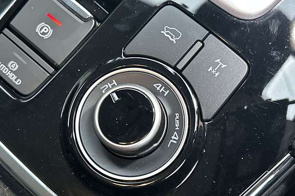 2023 Isuzu MU-X LS-T thumb-16