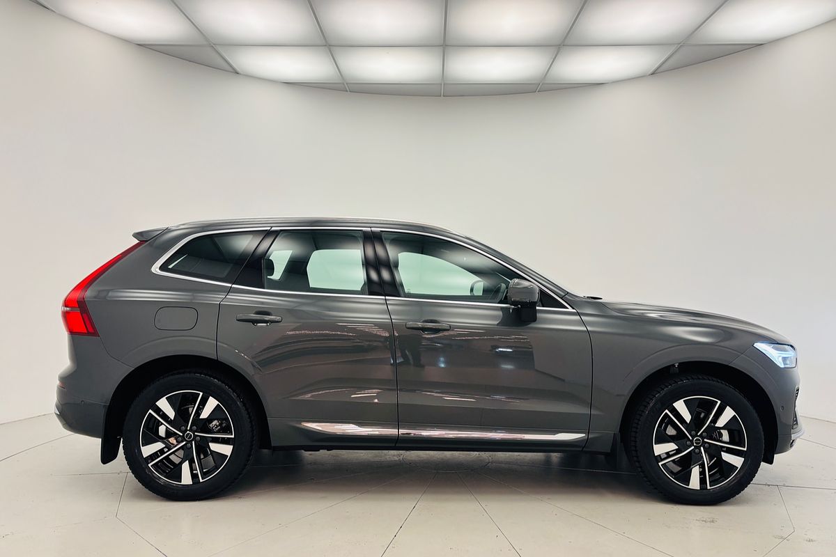 XC60 UZ MY26 Plus B5 Bright Wagon 5dr Spts Auto 8sp AWD 2.0T/10kW (Mild Hybrid)