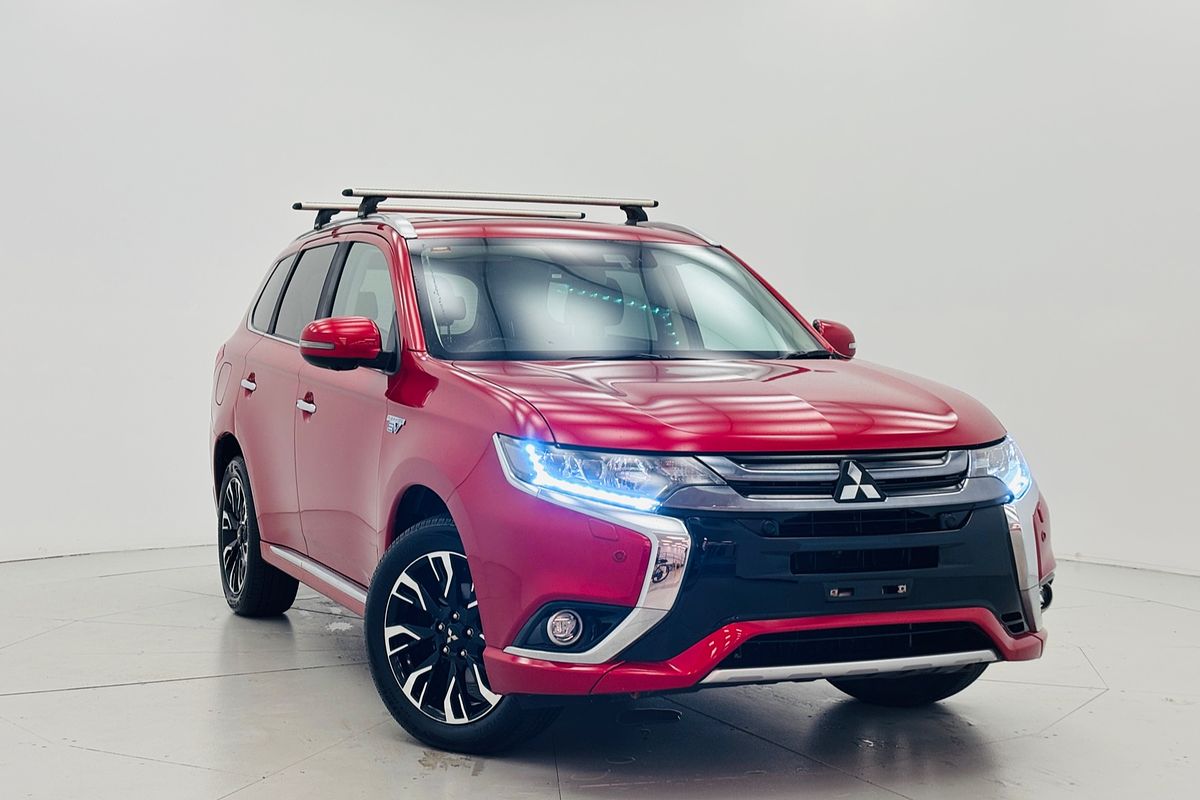 2017 Mitsubishi Outlander PHEV Exceed ZK