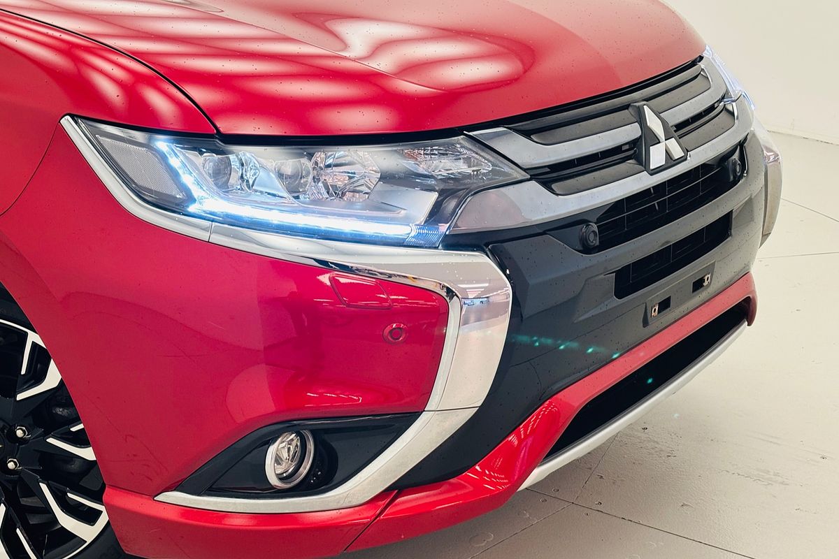 2017 Mitsubishi Outlander PHEV Exceed ZK