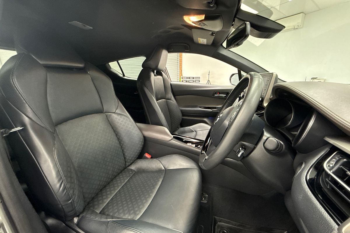 2022 Toyota C-HR Koba ZYX10R