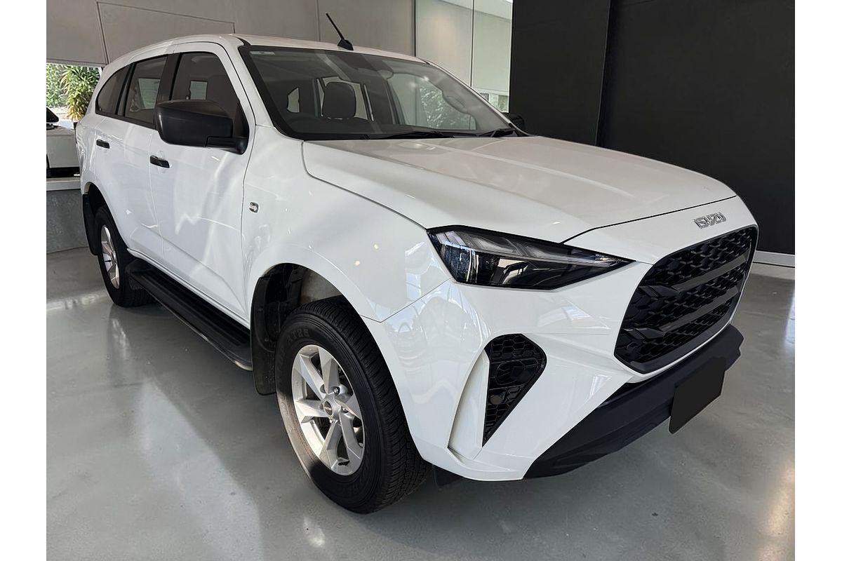 2025 Isuzu MU-X LS-M