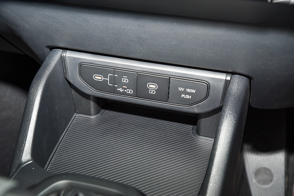 2026 Kia K4 S CL4m thumb-14