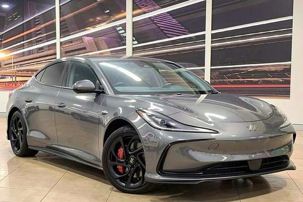 2026 MG IM5