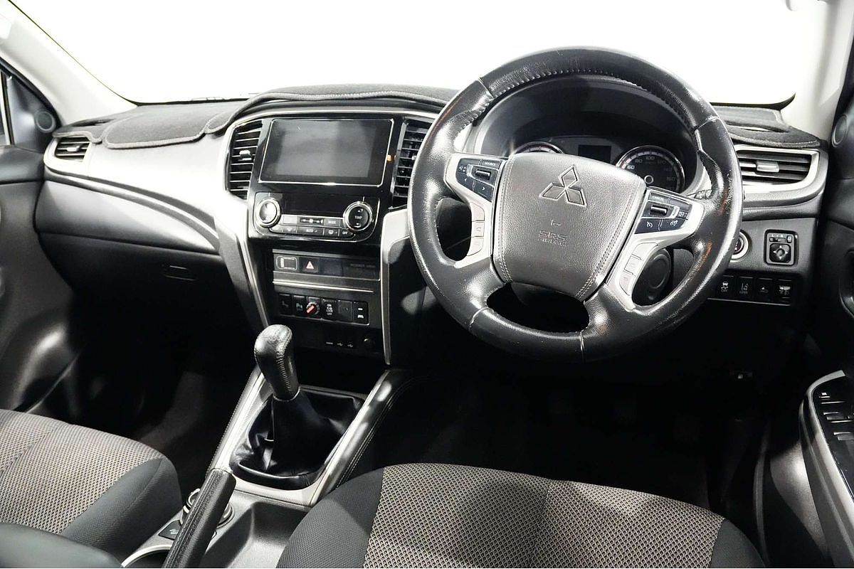 2021 Mitsubishi Triton GLS MR 4X4