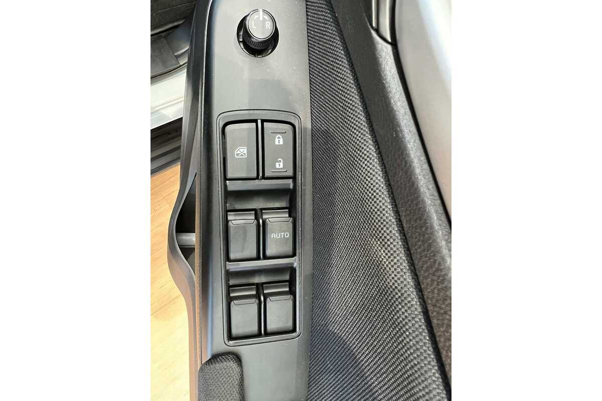 2021 Isuzu MU-X LS-M
