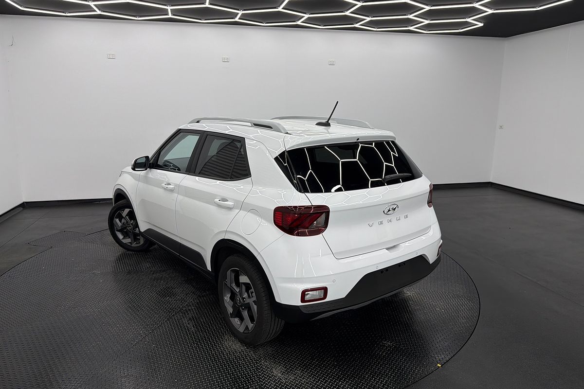 2025 Hyundai Venue Elite QX.V5
