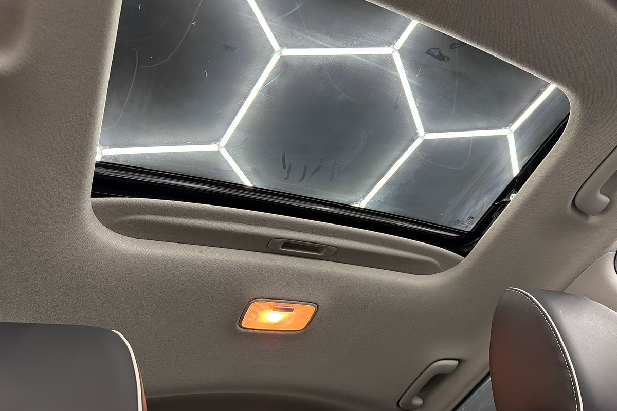 2025 Hyundai Venue Elite QX.V5