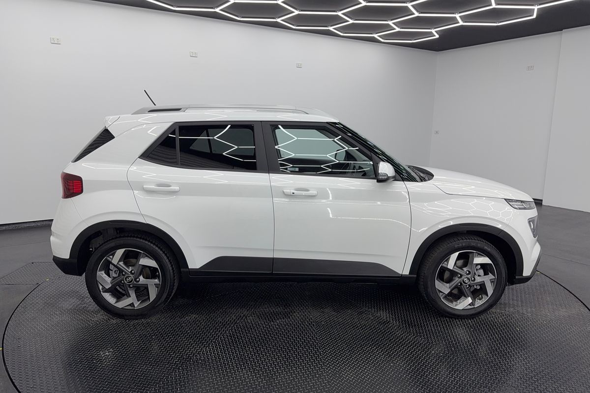 2025 Hyundai Venue Elite QX.V5