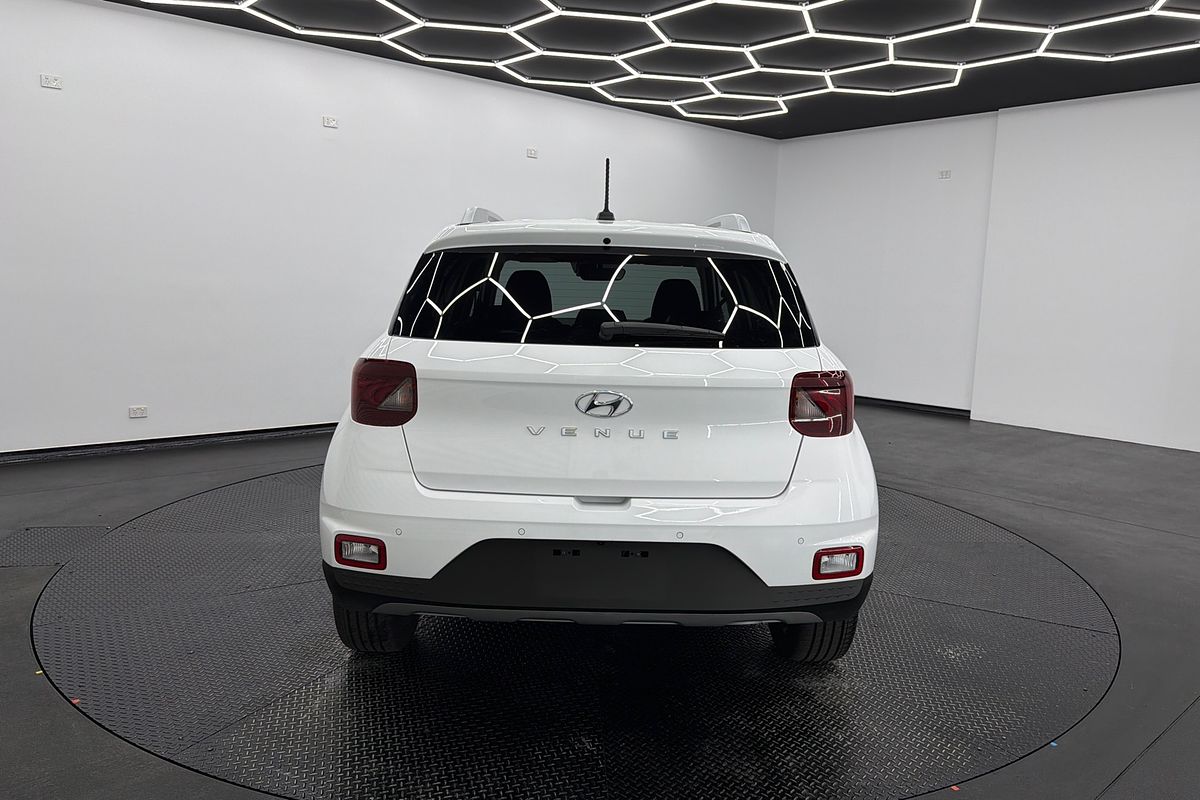 2025 Hyundai Venue Elite QX.V5