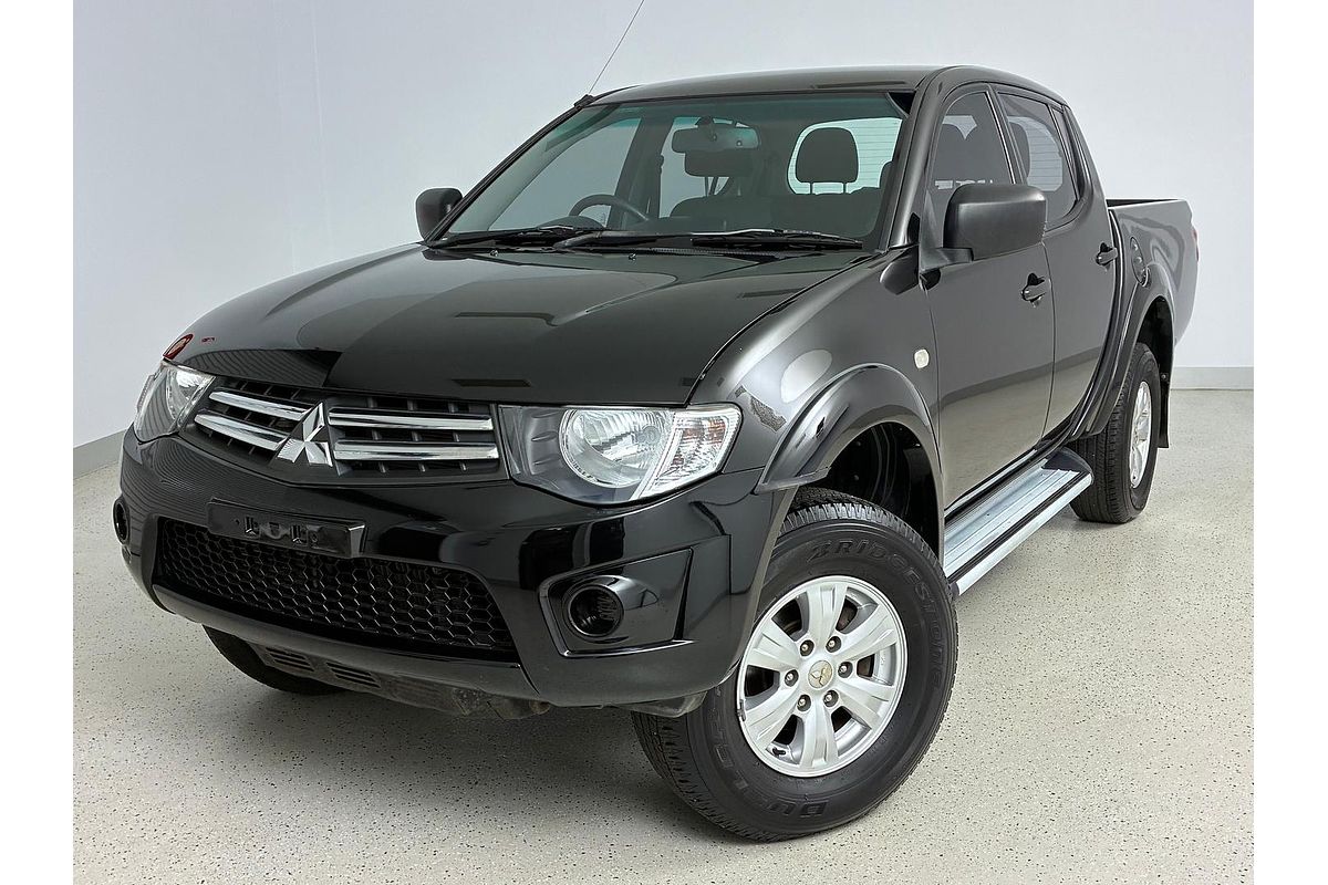 2015 Mitsubishi Triton GLX MN 4X4