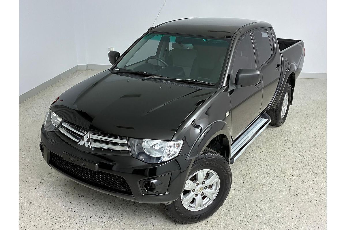 2015 Mitsubishi Triton GLX MN 4X4