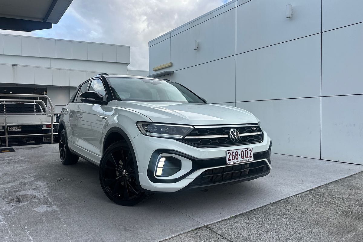 2022 Volkswagen T-Roc 140TSI R-Line D11