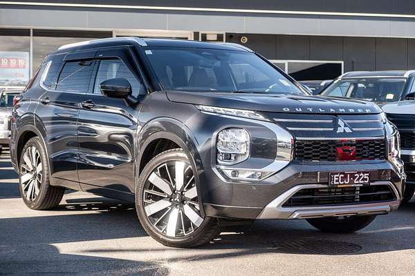 2026 Mitsubishi Outlander Exceed Tourer ZM