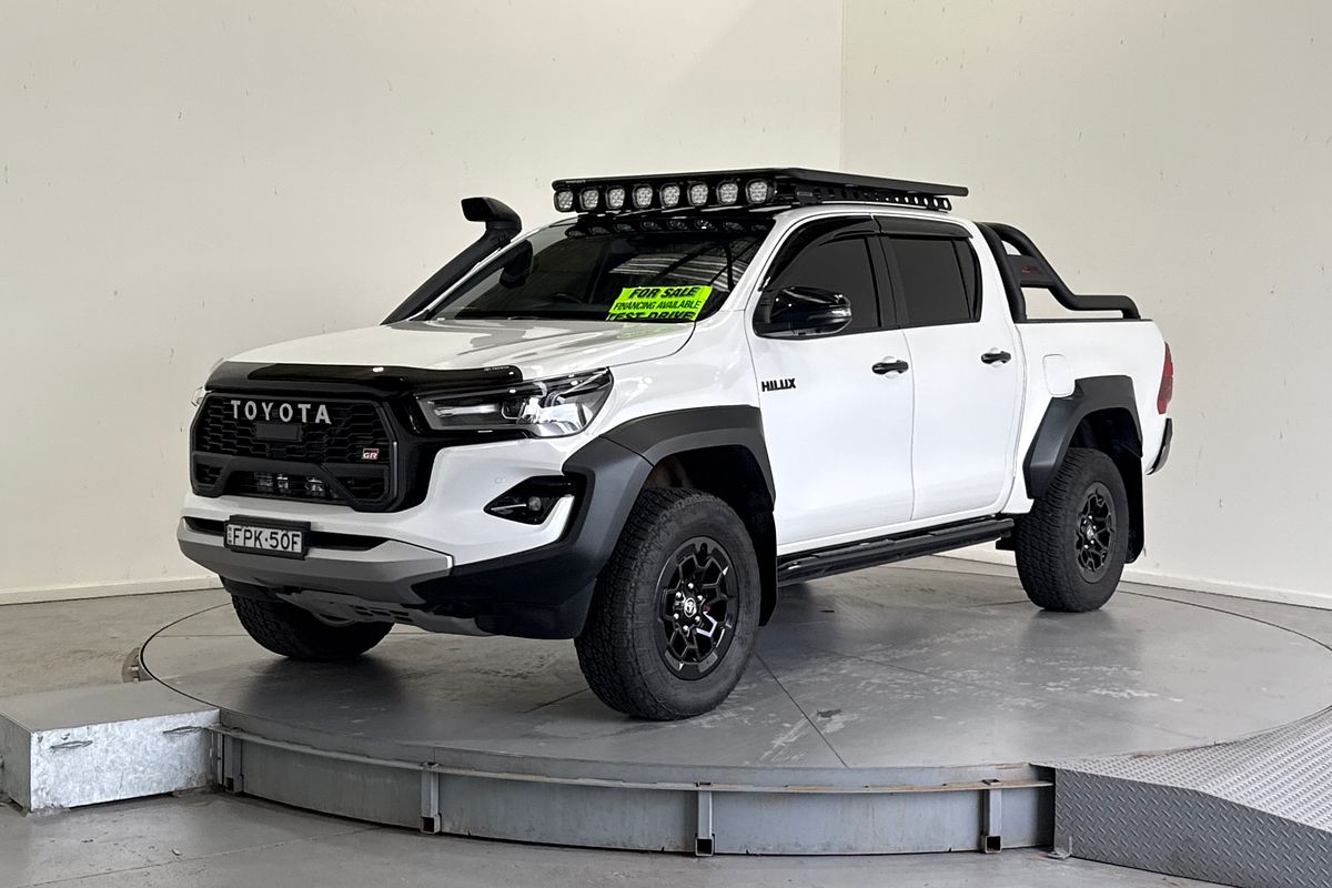 2024 Toyota Hilux GR-SPORT (4x4) GUN126R FACELIFT 4X4