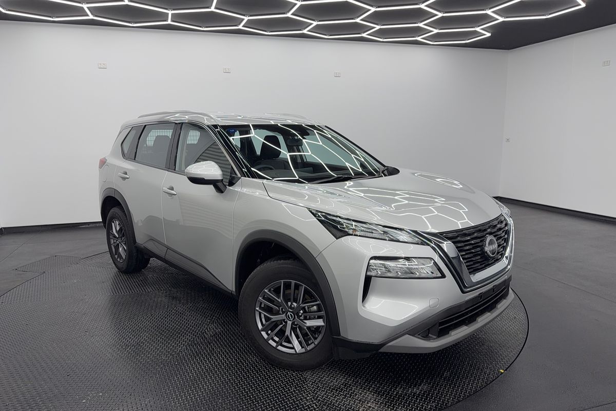 2023 Nissan X-TRAIL ST T33