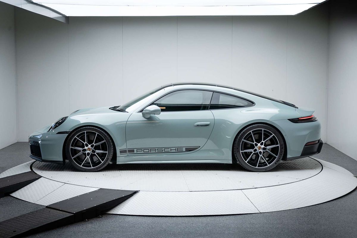 2024 Porsche 911 Carrera GTS 992 II
