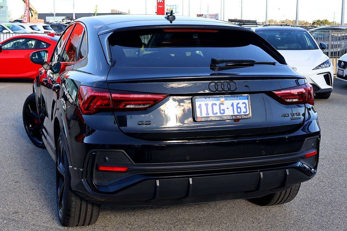 2024 Audi Q3 40 TFSI S line F3