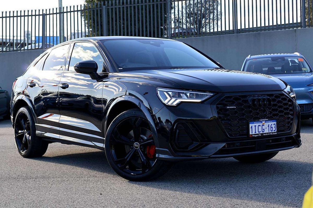 2024 Audi Q3 40 TFSI S line F3