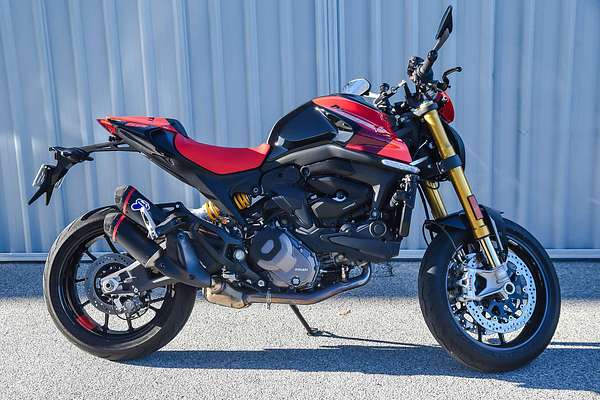 2025 Ducati Monster