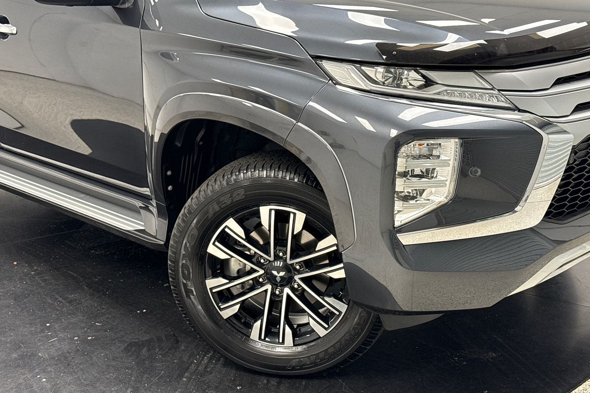 2022 Mitsubishi Pajero Sport Exceed QF