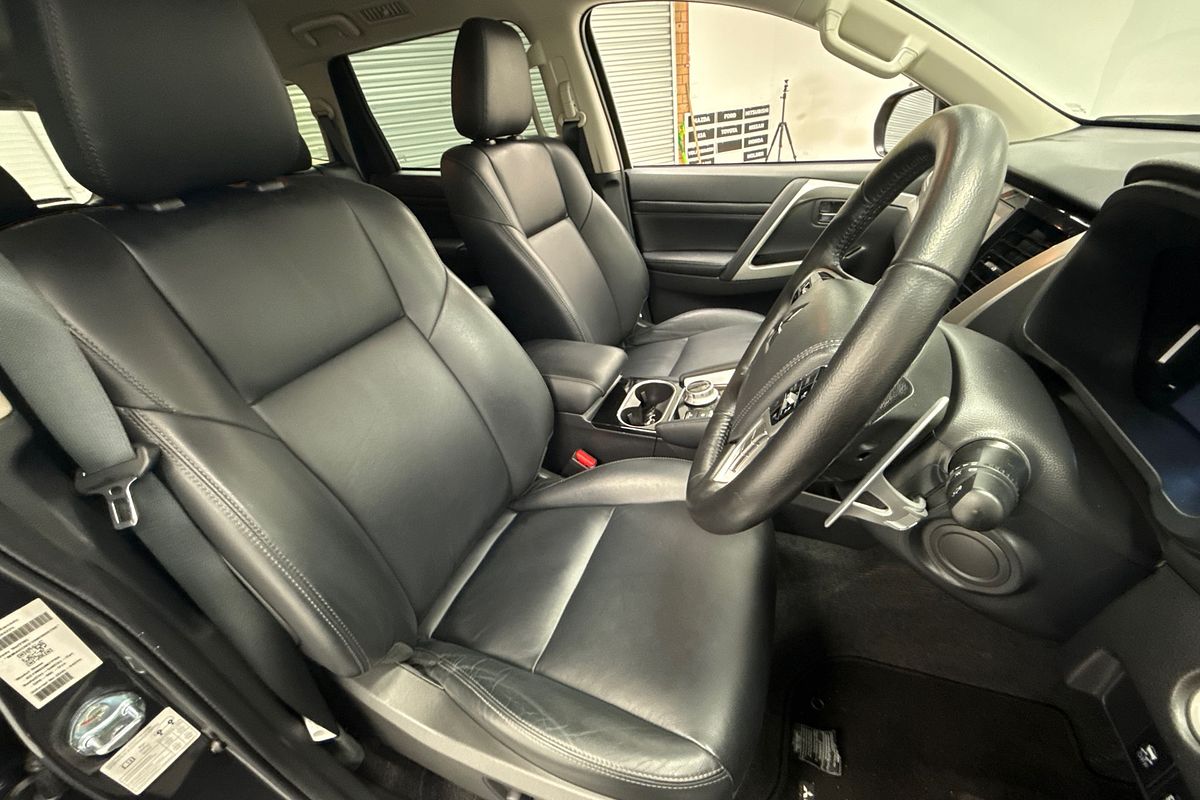 2022 Mitsubishi Pajero Sport Exceed QF